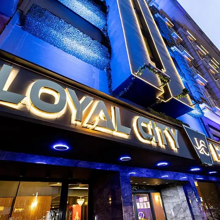Loyal Hotel